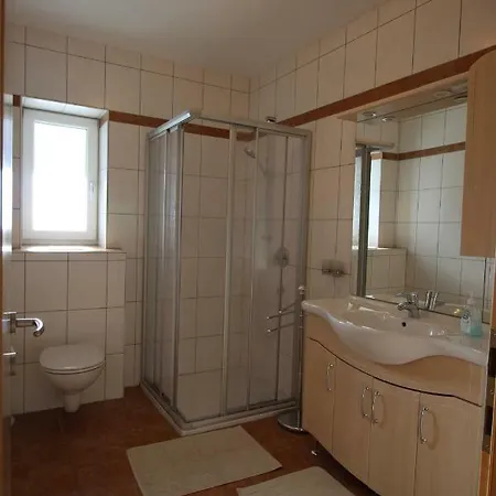 Apartment Lena Oetz
